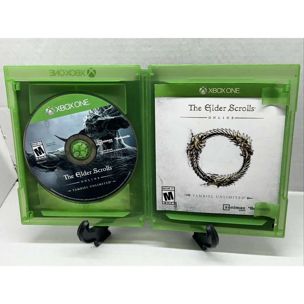 The Elder Scrolls Online: Tamriel Unlimited (Microsoft Xbox One, 2015)